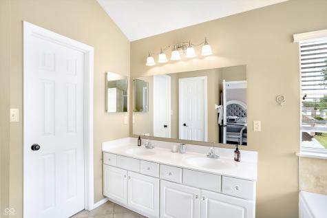 593 Burr Oak Drive Carmel IN 46032