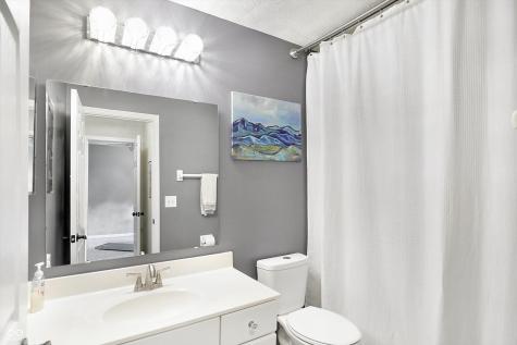 593 Burr Oak Drive Carmel IN 46032