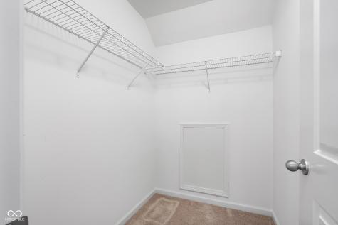 2017 Shadow Creek Boulevard Columbus IN 47201