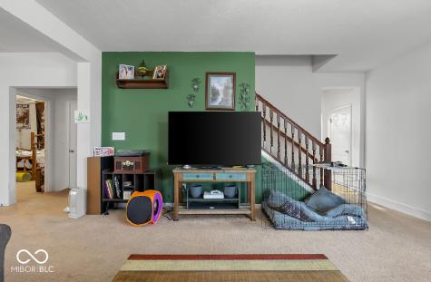 2017 Shadow Creek Boulevard Columbus IN 47201