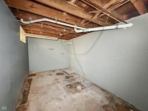 626 N Emerson Avenue Indianapolis IN 46219