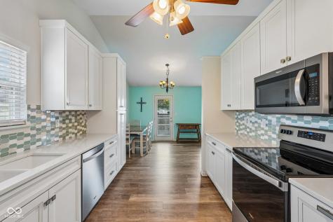 872 Franklin Lakes Boulevard Franklin IN 46131