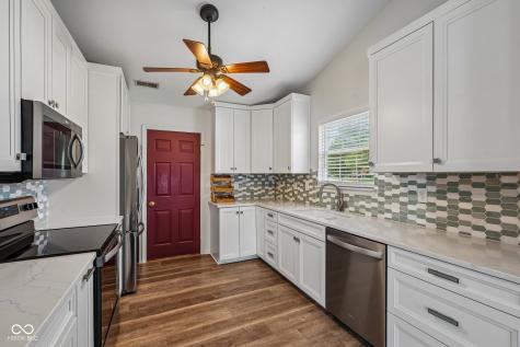 872 Franklin Lakes Boulevard Franklin IN 46131