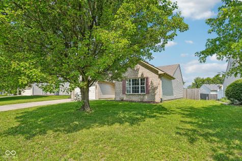 872 Franklin Lakes Boulevard Franklin IN 46131