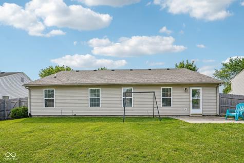 872 Franklin Lakes Boulevard Franklin IN 46131