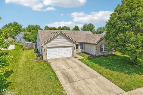 872 Franklin Lakes Boulevard Franklin IN 46131