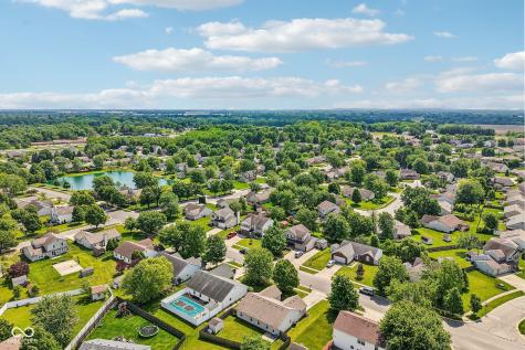 872 Franklin Lakes Boulevard Franklin IN 46131