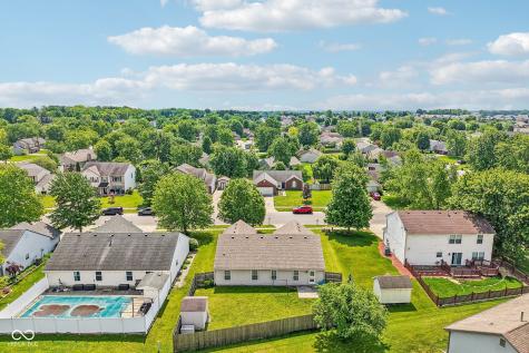872 Franklin Lakes Boulevard Franklin IN 46131