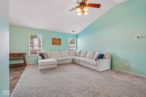 872 Franklin Lakes Boulevard Franklin IN 46131