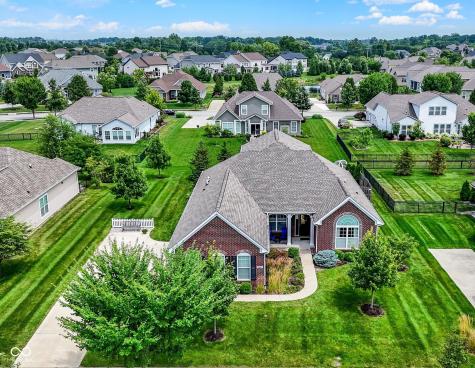 2611 Hadley Grove S Drive Carmel IN 46074
