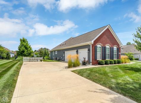 2611 Hadley Grove S Drive Carmel IN 46074