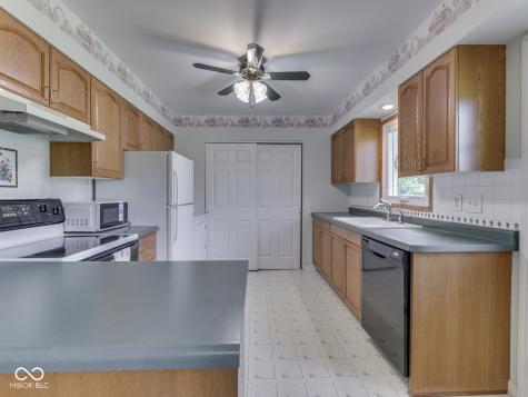 1216 E Cragmont Drive Indianapolis IN 46227