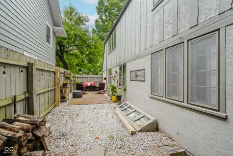 4905 N Illinois Street Indianapolis IN 46208