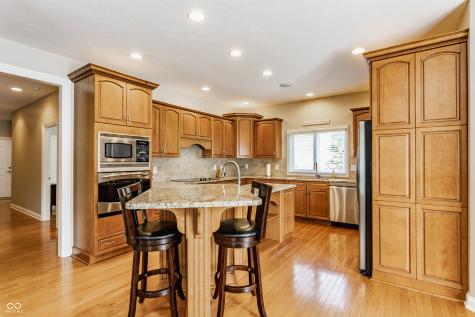 10784 Giselle Way Fishers IN 46040