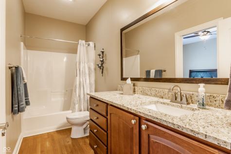 10784 Giselle Way Fishers IN 46040