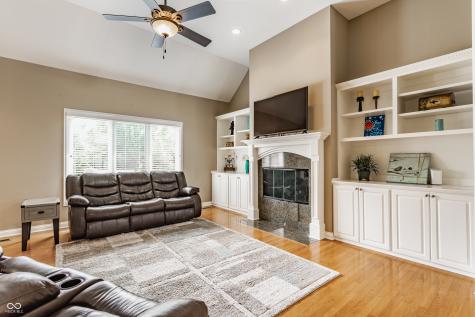 10784 Giselle Way Fishers IN 46040