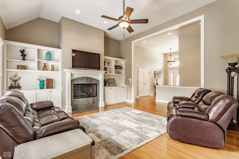 10784 Giselle Way Fishers IN 46040