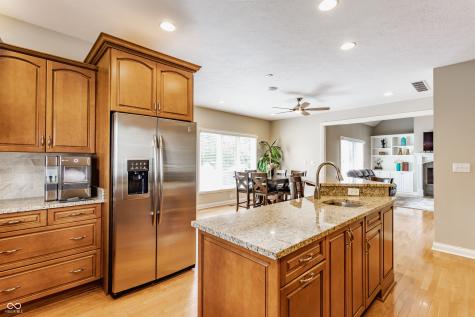 10784 Giselle Way Fishers IN 46040