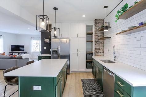1306 S East Street Indianapolis IN 46225