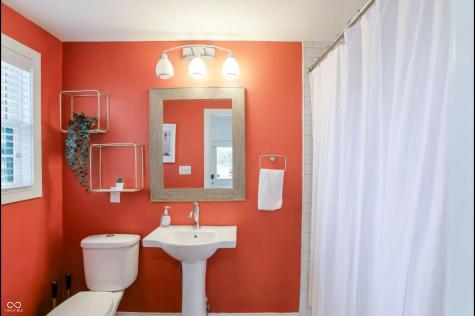 1306 S East Street Indianapolis IN 46225