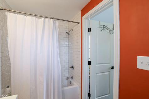 1306 S East Street Indianapolis IN 46225
