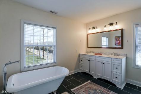 1306 S East Street Indianapolis IN 46225