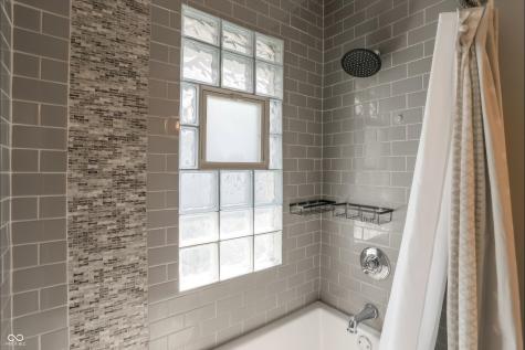 1306 S East Street Indianapolis IN 46225