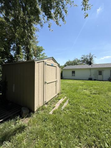 6714 E 43rd Place Indianapolis IN 46226