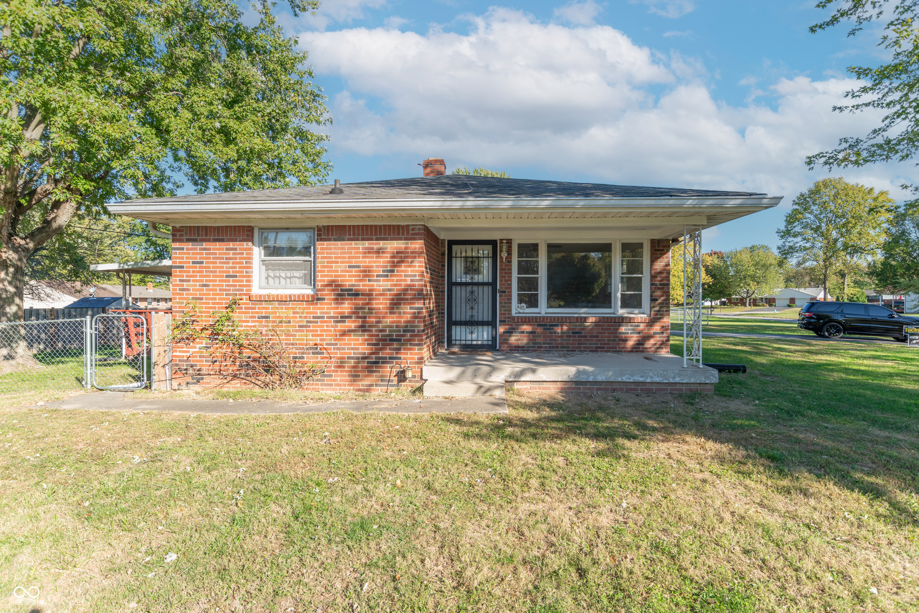 402 W Stop 11 Road Indianapolis IN 46217