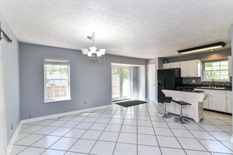 9286 Homeside Drive Indianapolis IN 46250