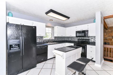 9286 Homeside Drive Indianapolis IN 46250