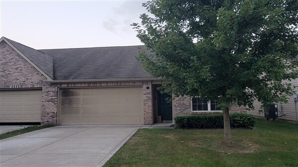 1933 Lisa Walk Drive Indianapolis IN 46227