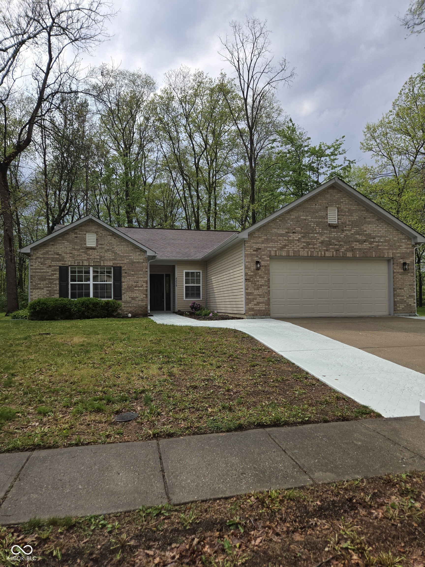 4238 Sunshine Avenue Indianapolis IN 46228