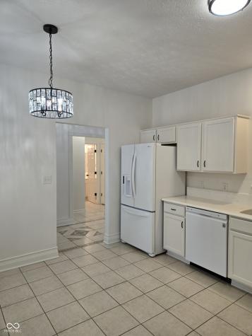 4238 Sunshine Avenue Indianapolis IN 46228