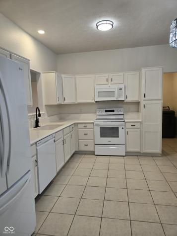 4238 Sunshine Avenue Indianapolis IN 46228