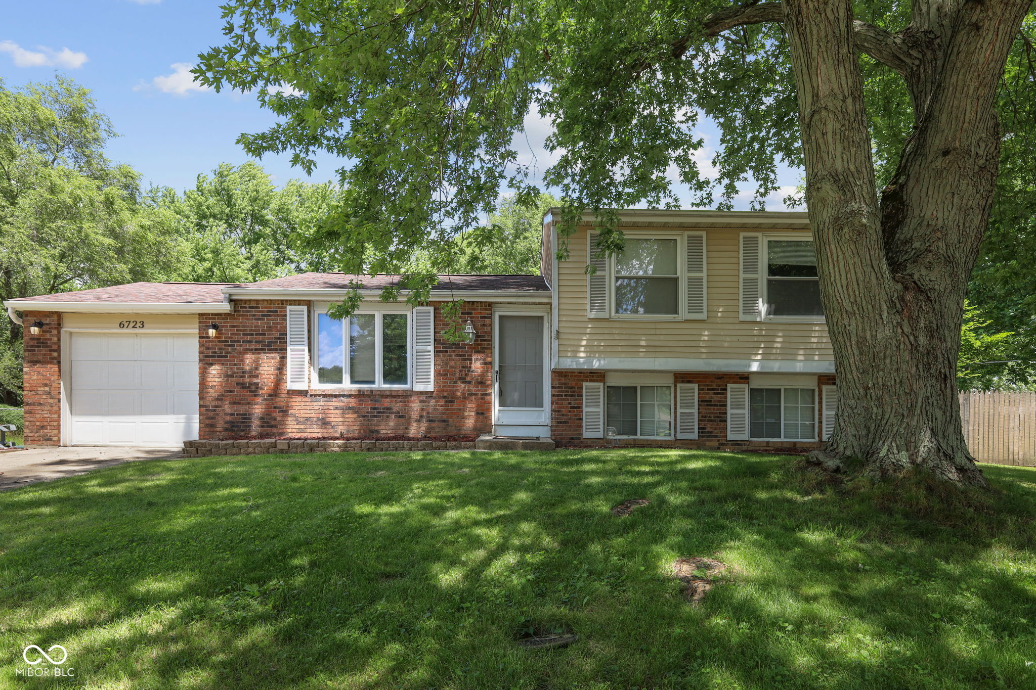 6723 Chauncey Drive Indianapolis IN 46221