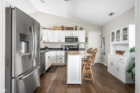 12413 Winding Creek Lane Indianapolis IN 46236