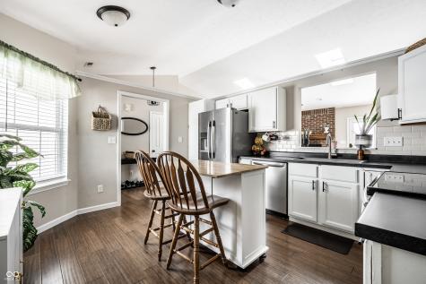 12413 Winding Creek Lane Indianapolis IN 46236