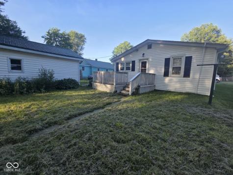 528 Della Road Columbus IN 47203