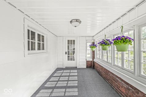 2020 N B Street Elwood IN 46036