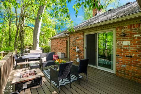 80 Williamsburg Court Zionsville IN 46077