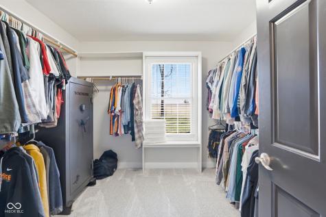 1518 N 100 E Tipton IN 46072
