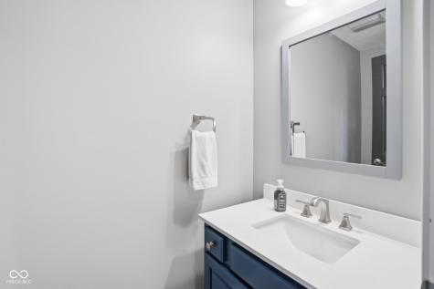 1518 N 100 E Tipton IN 46072