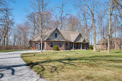 1518 N 100 E Tipton IN 46072