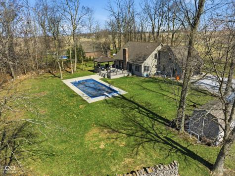 1518 N 100 E Tipton IN 46072