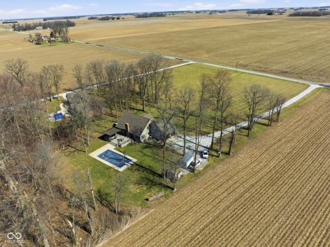 1518 N 100 E Tipton IN 46072
