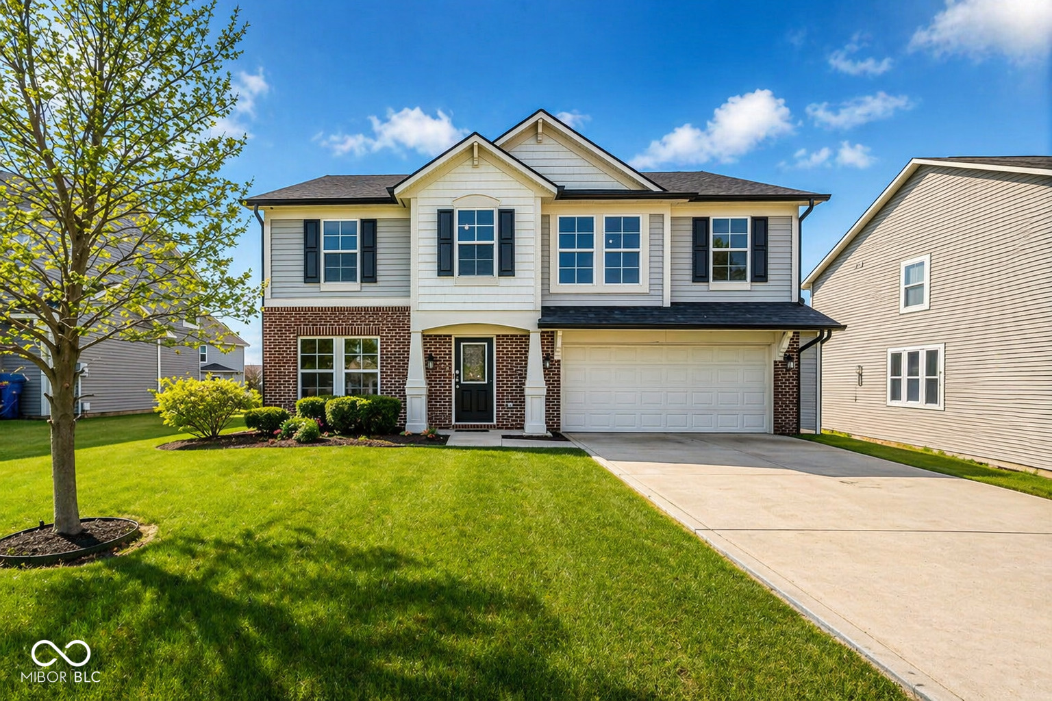 5571 W Woodhaven Drive Mccordsville IN 46055