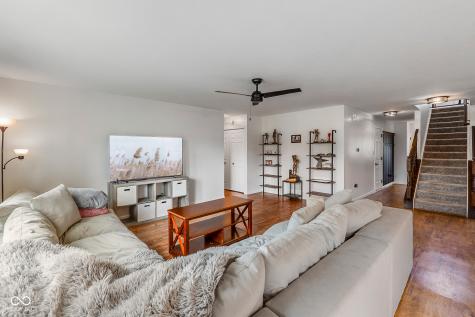 5571 W Woodhaven Drive Mccordsville IN 46055