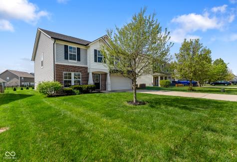 5571 W Woodhaven Drive Mccordsville IN 46055