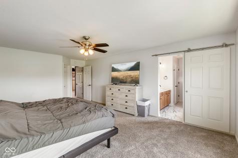 5571 W Woodhaven Drive Mccordsville IN 46055